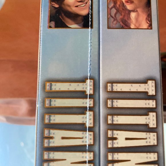 collectible vhs 2 set tapes titanic movie new - Picture 3 of 3